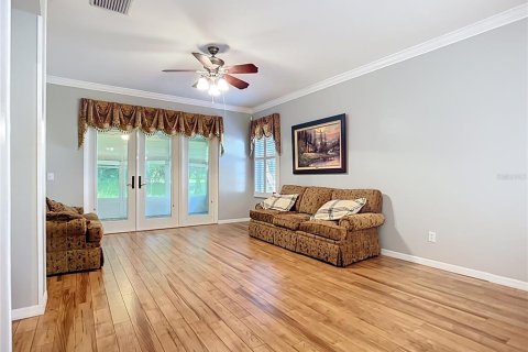 House in Fish Hawk, Florida 3 bedrooms, 169.83 sq.m. № 1913577 - photo 6