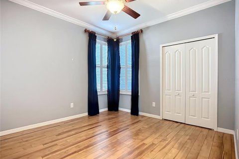 House in Fish Hawk, Florida 3 bedrooms, 169.83 sq.m. № 1913577 - photo 28