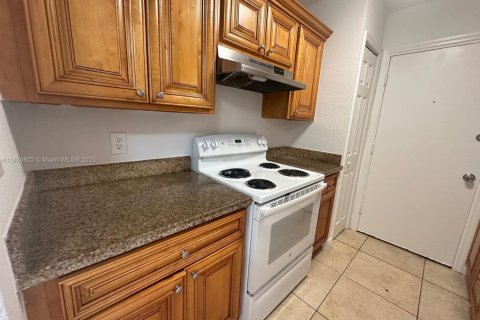 Copropriété à louer à Miami, Floride: 1 chambre, 55.18 m2 № 1923908 - photo 7