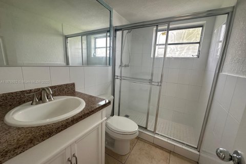 Copropriété à louer à Miami, Floride: 1 chambre, 55.18 m2 № 1923908 - photo 13