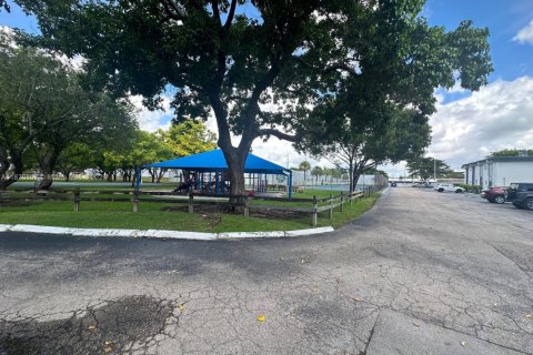 Copropriété à louer à Miami, Floride: 1 chambre, 55.18 m2 № 1923908 - photo 21