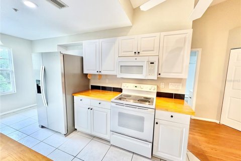 Copropriété à louer à Bradenton, Floride: 2 chambres, 125.05 m2 № 2291449 - photo 10
