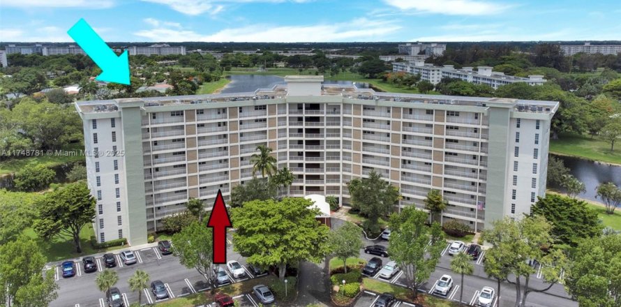 Condo in Pompano Beach, Florida, 2 bedrooms  № 1859805
