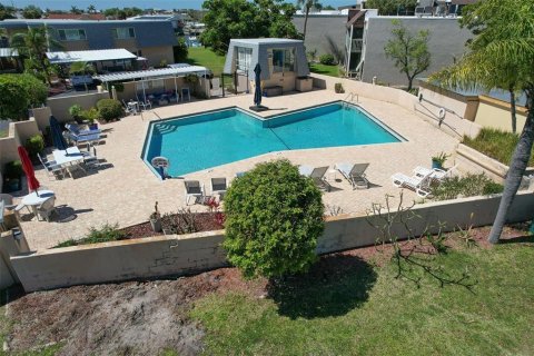 Copropriété à vendre à Apollo Beach, Floride: 2 chambres, 105.07 m2 № 2195091 - photo 10