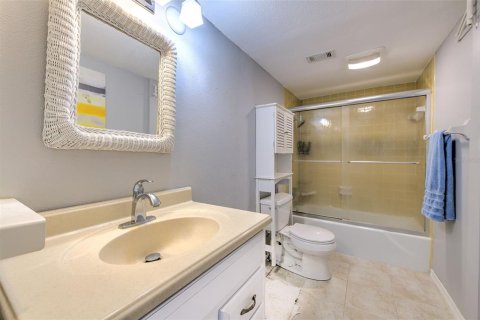 Copropriété à vendre à Apollo Beach, Floride: 2 chambres, 105.07 m2 № 2195091 - photo 3