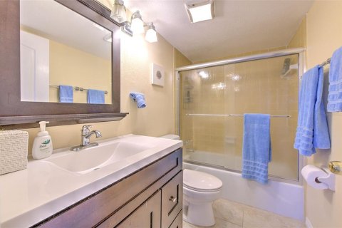 Copropriété à vendre à Apollo Beach, Floride: 2 chambres, 105.07 m2 № 2195091 - photo 5