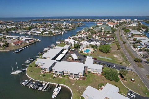 Condo à Apollo Beach, Floride, 2 chambres  № 2195091