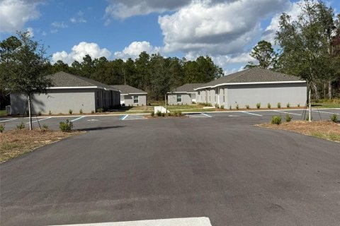 Appartement à Citrus Springs, Floride 3 chambres, 92.9 m2 № 2104026