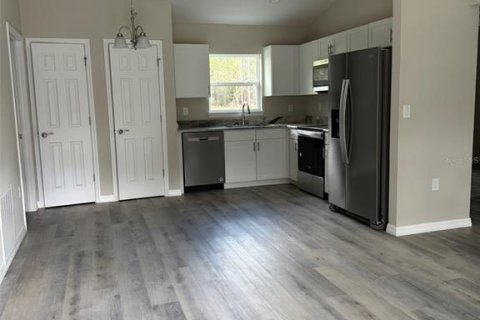 Appartement à louer à Citrus Springs, Floride: 3 chambres, 92.9 m2 № 2104026 - photo 3