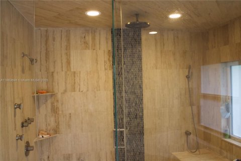 House in Coral Springs, Florida 4 bedrooms, 280.29 sq.m. № 1929861 - photo 29