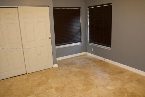 House in Coral Springs, Florida 4 bedrooms, 280.29 sq.m. № 1929861 - photo 5