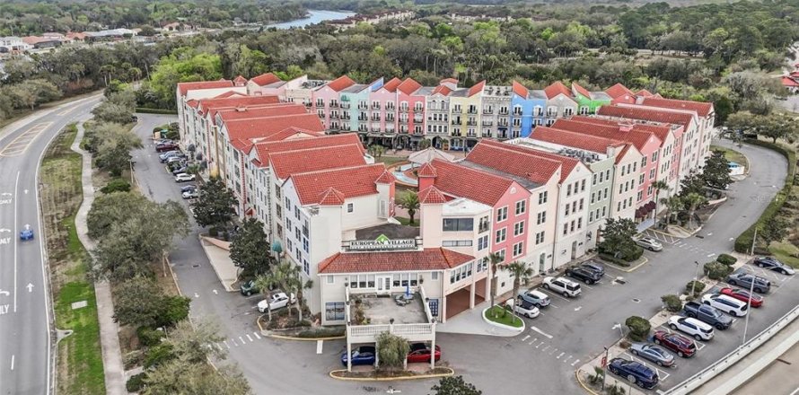 Condo à Palm Coast, Floride, 5 pièces  № 2224603