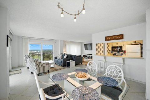 Condo in Flagler Beach, Florida, 3 bedrooms  № 1919124 - photo 17