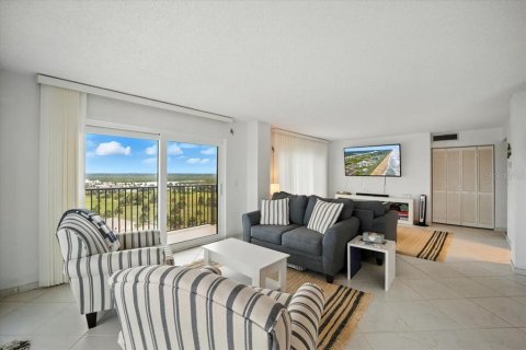 Condo in Flagler Beach, Florida, 3 bedrooms  № 1919124 - photo 15
