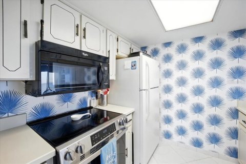 Condo in Flagler Beach, Florida, 3 bedrooms  № 1919124 - photo 26