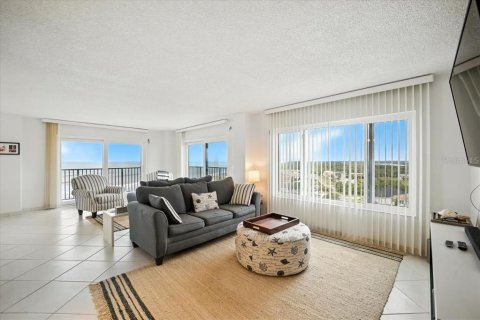 Condo in Flagler Beach, Florida, 3 bedrooms  № 1919124 - photo 16