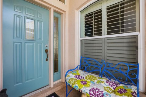 House in Spring Hill, Florida 3 bedrooms, 194.91 sq.m. № 2239736 - photo 3