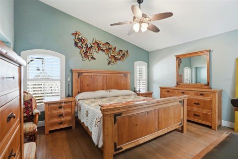 House in Spring Hill, Florida 3 bedrooms, 194.91 sq.m. № 2239736 - photo 16