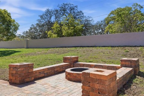House in Spring Hill, Florida 3 bedrooms, 194.91 sq.m. № 2239736 - photo 20