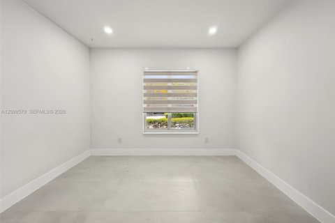 Villa ou maison à vendre à Palmetto Bay, Floride: 4 chambres, 216.28 m2 № 2400699 - photo 16