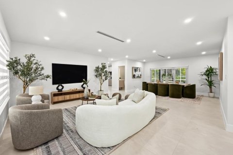 Villa ou maison à vendre à Palmetto Bay, Floride: 4 chambres, 216.28 m2 № 2400699 - photo 22