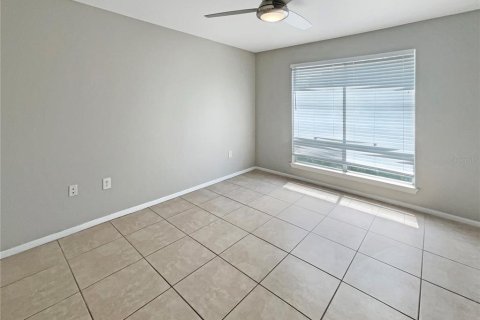 Condo in Tampa, Florida, 2 bedrooms  № 1657964 - photo 18