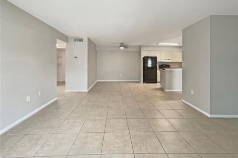 Condo in Tampa, Florida, 2 bedrooms  № 1657964 - photo 17