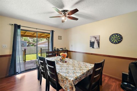 House in Astor, Florida 4 bedrooms, 152.17 sq.m. № 1724737 - photo 12