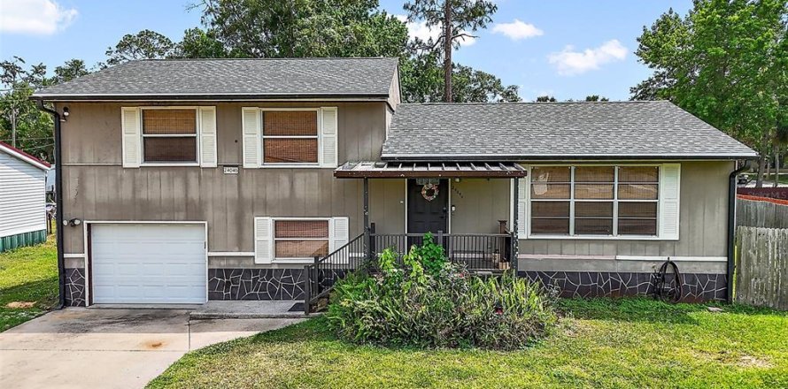 Casa en Astor, Florida 4 dormitorios, 152.17 m2 № 1724737