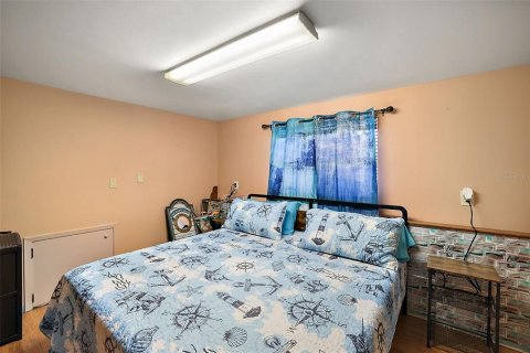 Casa en venta en Astor, Florida, 4 dormitorios, 152.17 m2 № 1724737 - foto 20