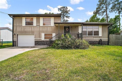 Casa en venta en Astor, Florida, 4 dormitorios, 152.17 m2 № 1724737 - foto 26