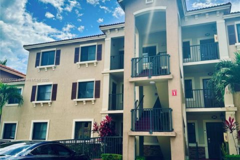 Copropriété à vendre à Cutler Bay, Floride: 3 chambres, 117.43 m2 № 1941489 - photo 3