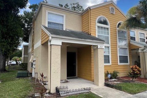Adosado en alquiler en Kissimmee, Florida, 2 dormitorios, 117.52 m2 № 1804740 - foto 1