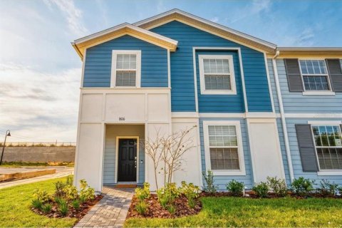 Touwnhouse à Davenport, Floride 5 chambres, 213.02 m2 № 2116414
