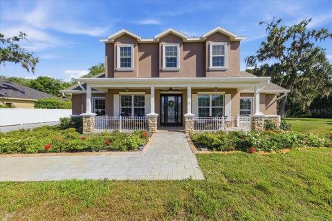 Casa en venta en New Port Richey, Florida, 4 dormitorios, 323.67 m2 № 2112083 - foto 2