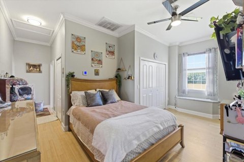 Casa en venta en New Port Richey, Florida, 4 dormitorios, 323.67 m2 № 2112083 - foto 20