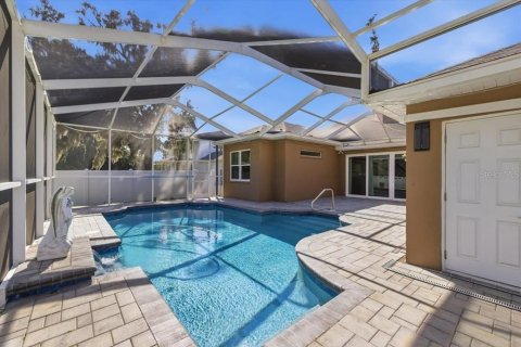 Casa en venta en New Port Richey, Florida, 4 dormitorios, 323.67 m2 № 2112083 - foto 30