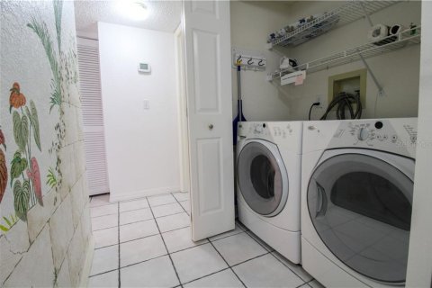 Condominio en alquiler en Punta Gorda, Florida, 2 dormitorios, 105.72 m2 № 213608 - foto 7