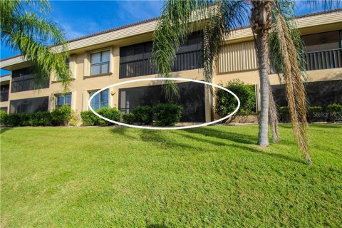 Condominio en alquiler en Punta Gorda, Florida, 2 dormitorios, 105.72 m2 № 213608 - foto 29