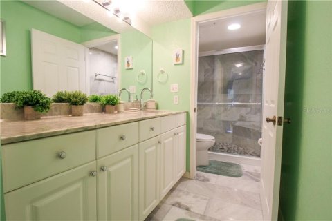 Condominio en alquiler en Punta Gorda, Florida, 2 dormitorios, 105.72 m2 № 213608 - foto 12