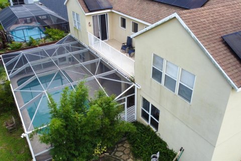 House in Port St. Lucie, Florida 5 bedrooms, 399.48 sq.m. № 2392143 - photo 14