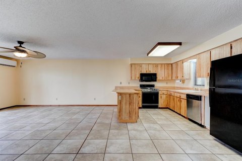 Villa ou maison à vendre à New Smyrna Beach, Floride: 5 chambres, 394.83 m2 № 1364727 - photo 17