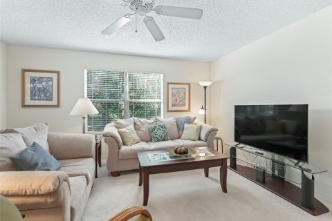 Casa en alquiler en The Villages, Florida, 2 dormitorios, 102.19 m2 № 1832648 - foto 10