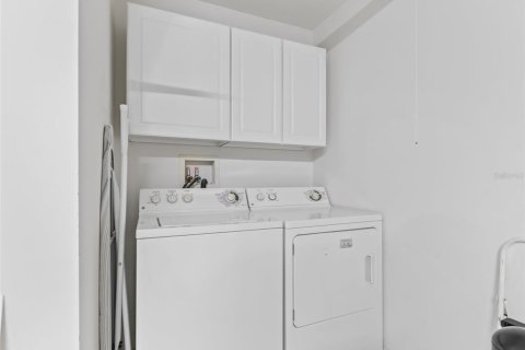 Casa en alquiler en The Villages, Florida, 2 dormitorios, 102.19 m2 № 1832648 - foto 20
