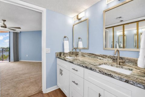 Copropriété à vendre à Clearwater, Floride: 2 chambres, 125.42 m2 № 2408095 - photo 4
