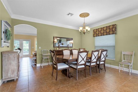 House in Orlando, Florida 6 bedrooms, 266.82 sq.m. № 1785136 - photo 7