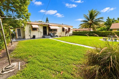 Casa en venta en Miami, Florida, 3 dormitorios, 125.88 m2 № 2387030 - foto 19