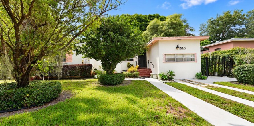 Casa en Miami, Florida 3 dormitorios, 125.88 m2 № 2387030