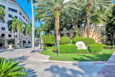 Condo in Coral Gables, Florida, 2 bedrooms  № 1688754 - photo 3