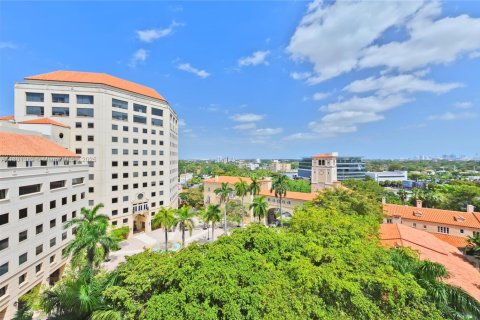 Condo in Coral Gables, Florida, 2 bedrooms  № 1688754 - photo 28